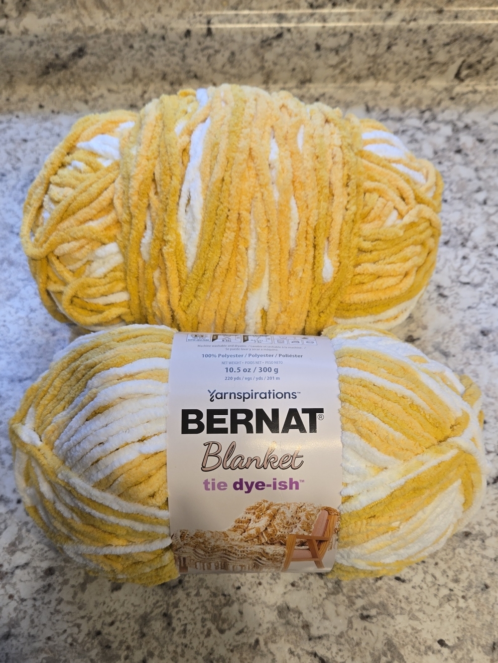 New 2 Skeins Bernat Yarnspirations Blanket Tie Dye-ish Yarn in Golden Rays